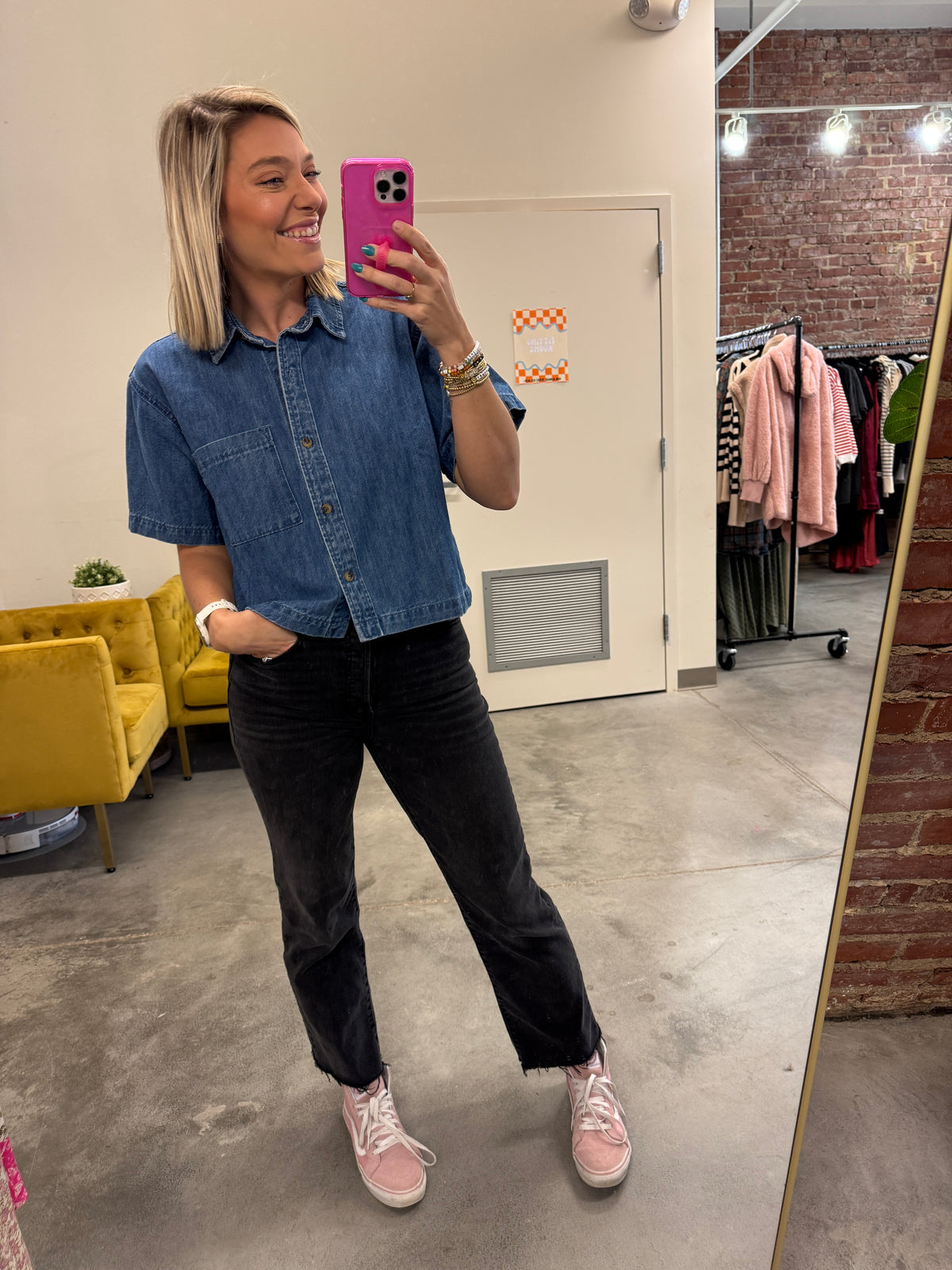 dani button down