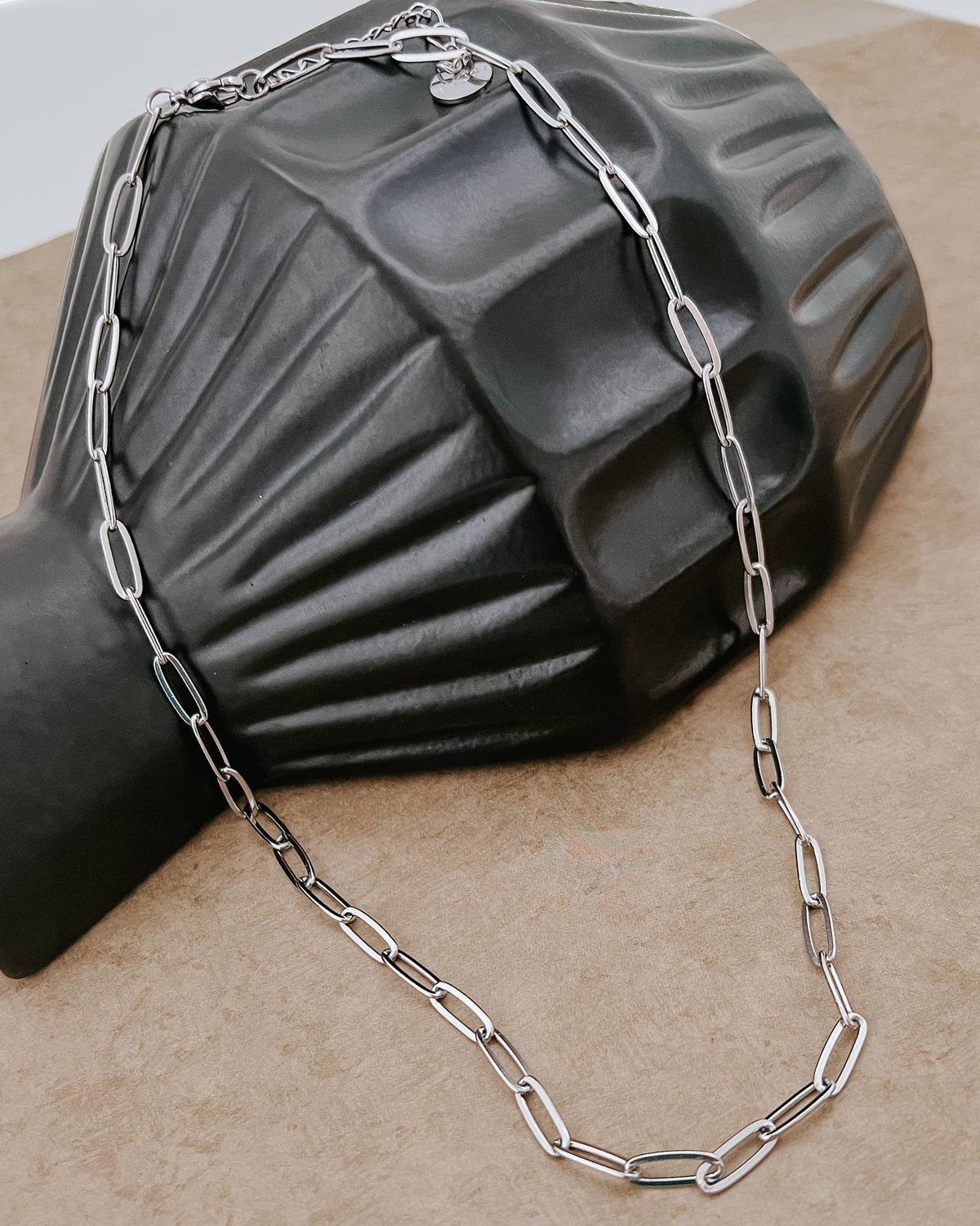 pepper paperclip necklace in silver