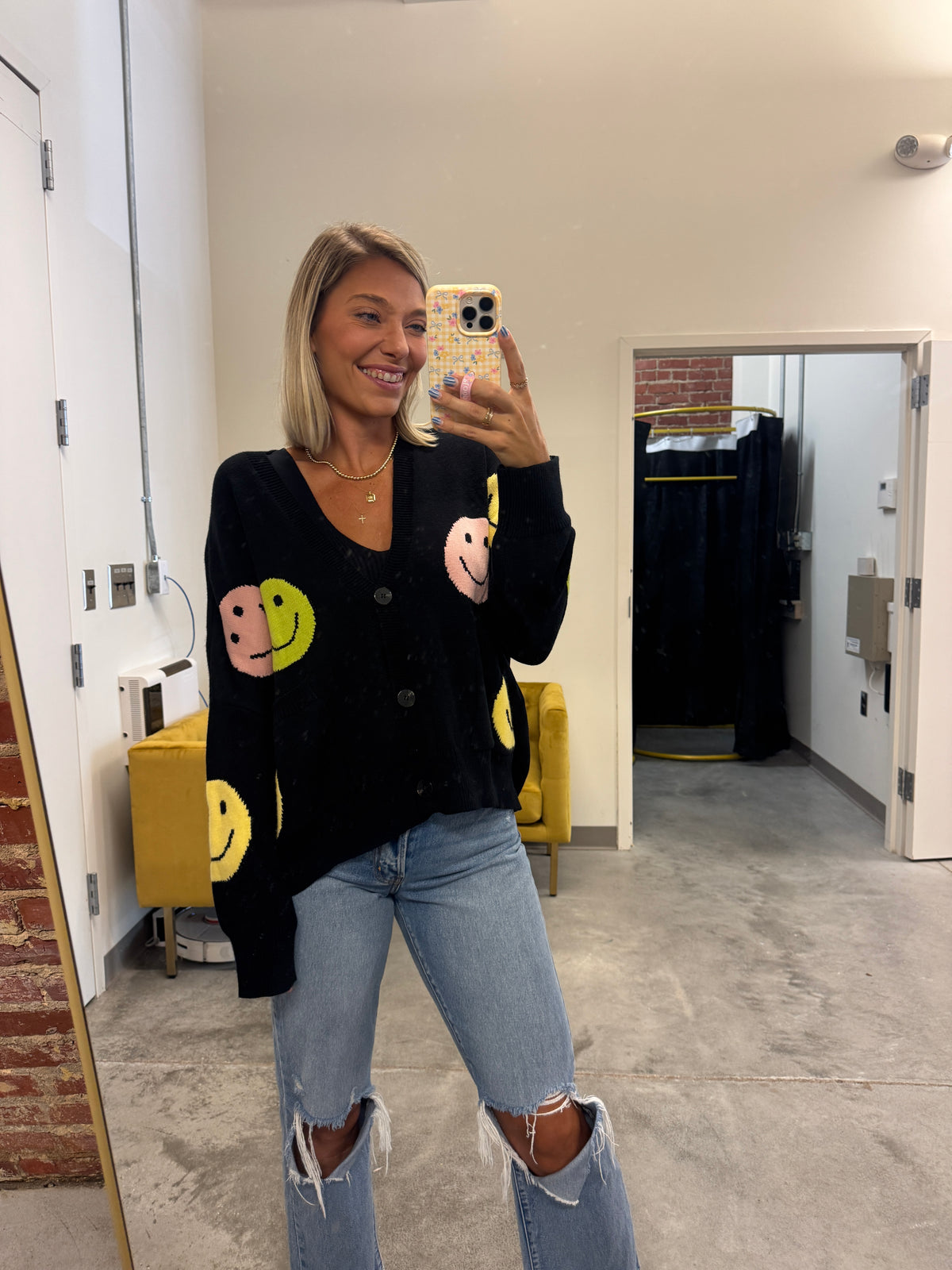 it’s all smiles cardigan