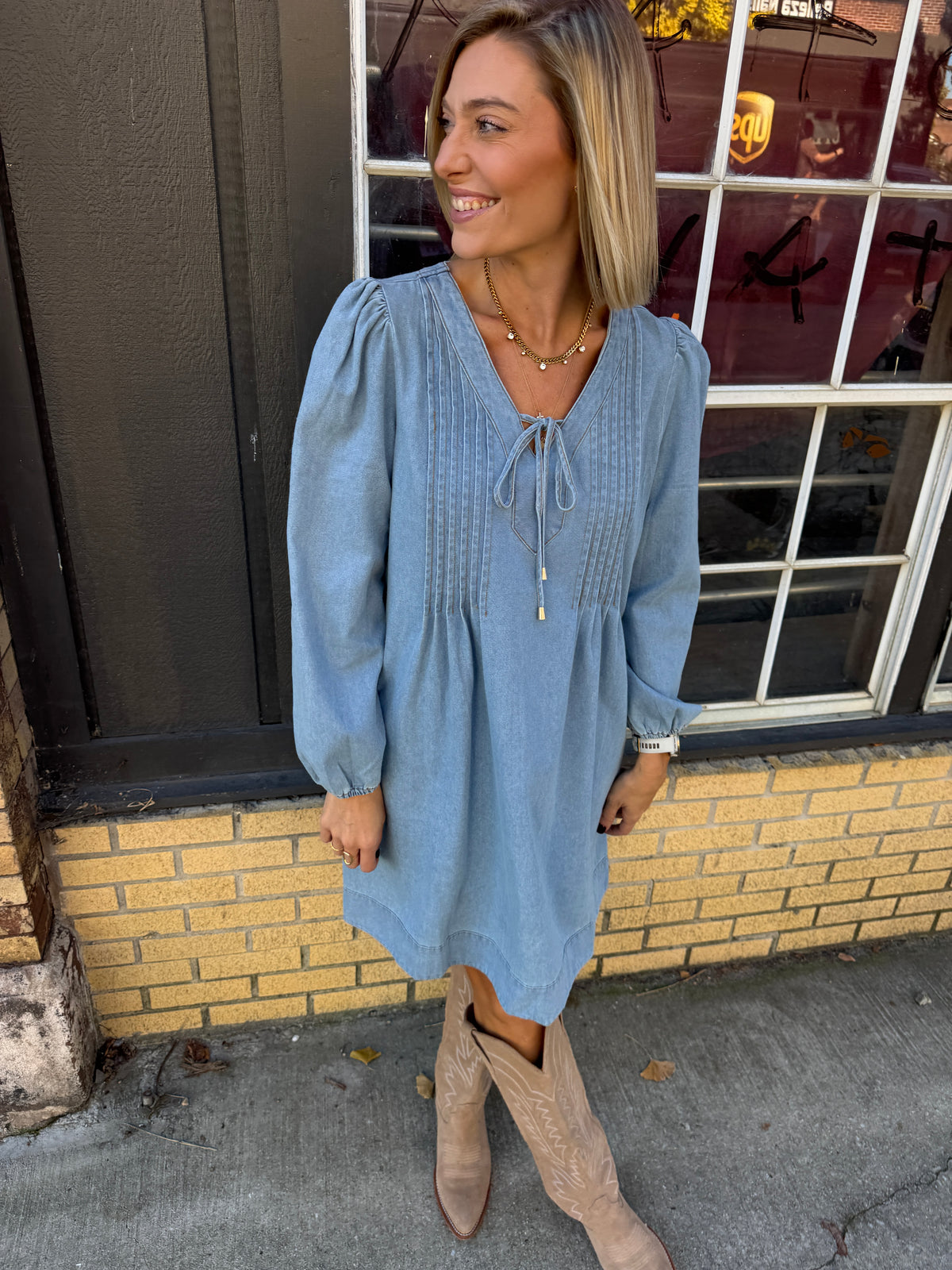 wendy denim dress Large wendy denim dress Large