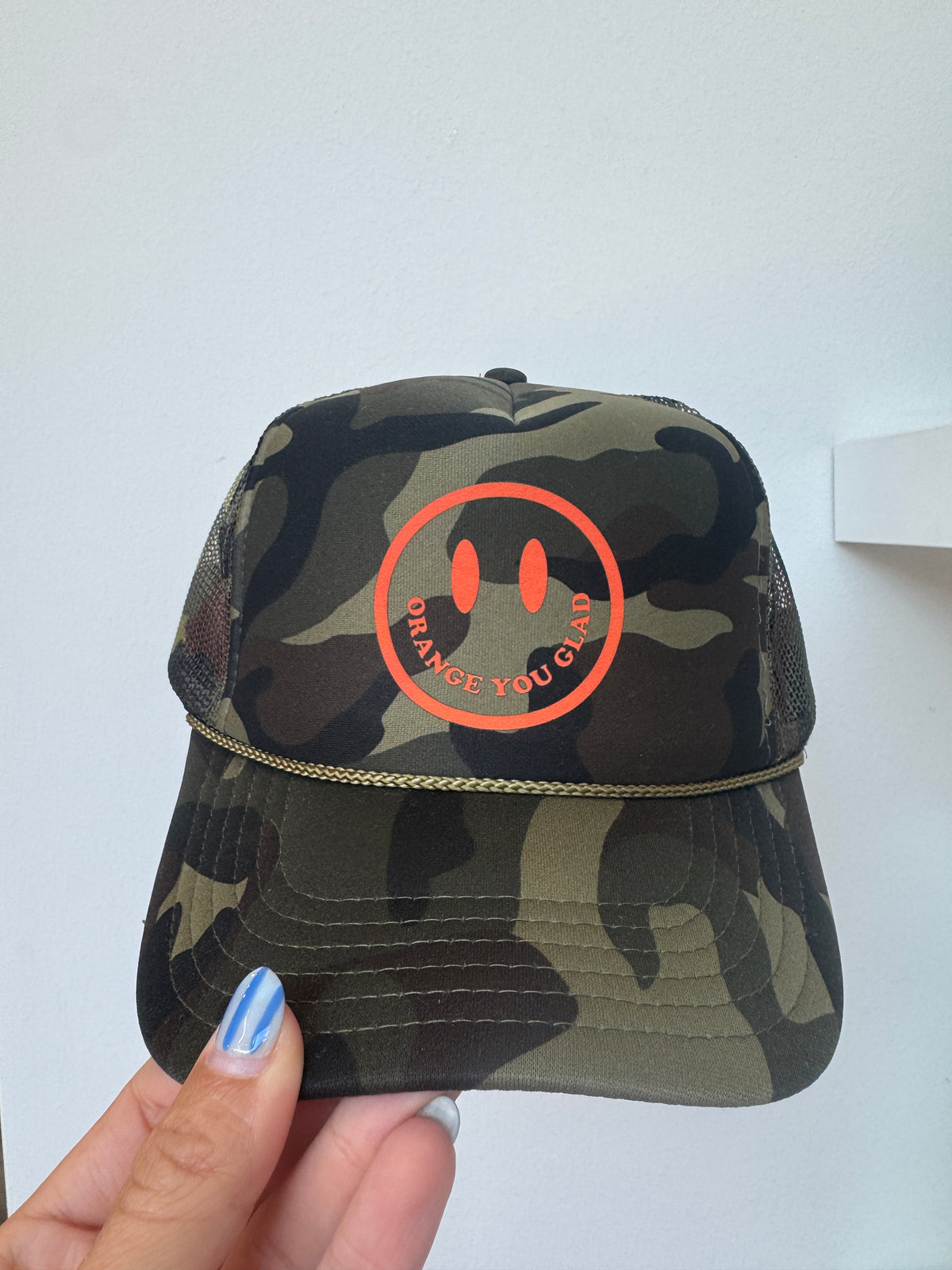 oyg camo hat with orange outline