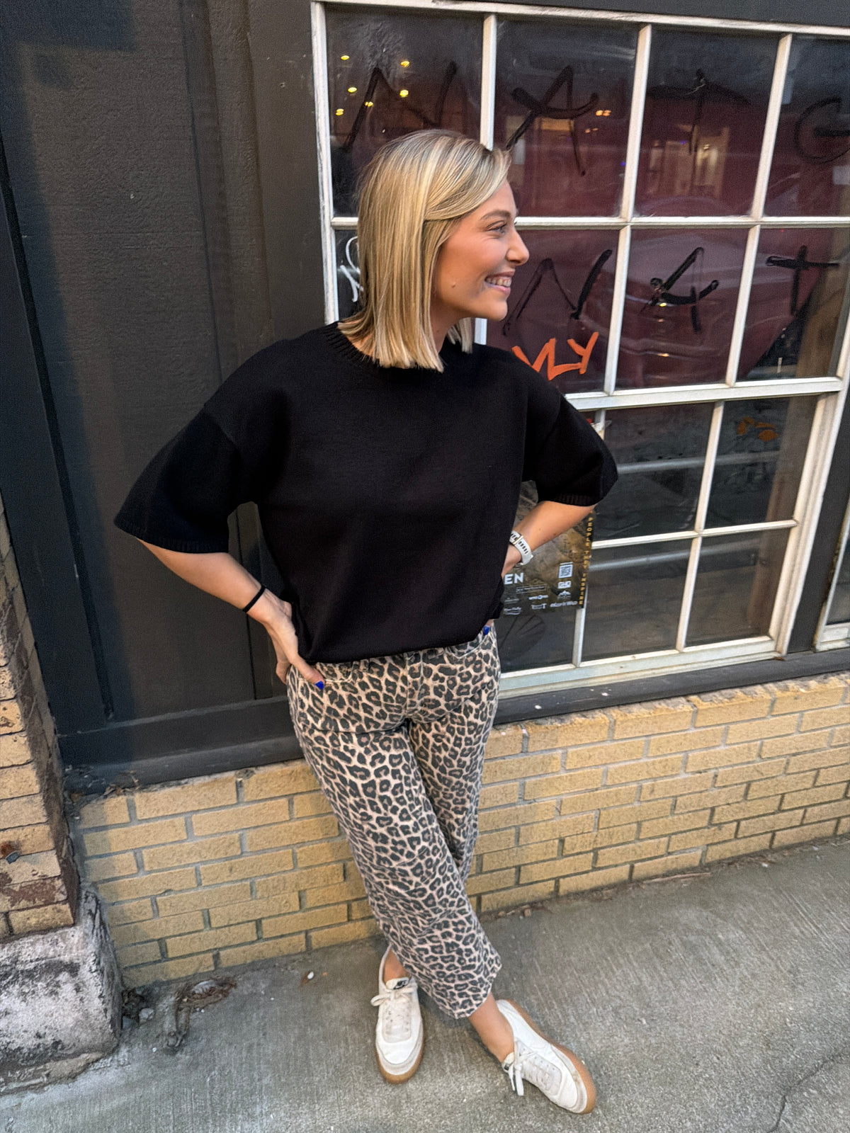 everyday top in black