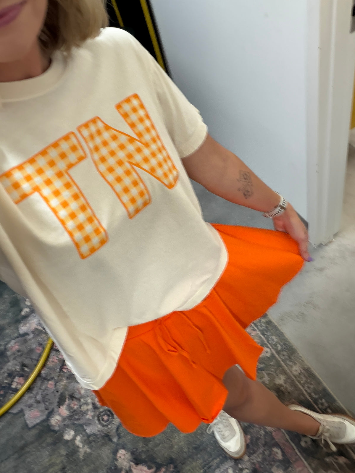 tn cropped comfort colors tee