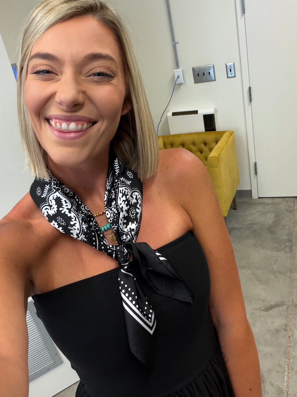 bandana scarf in black