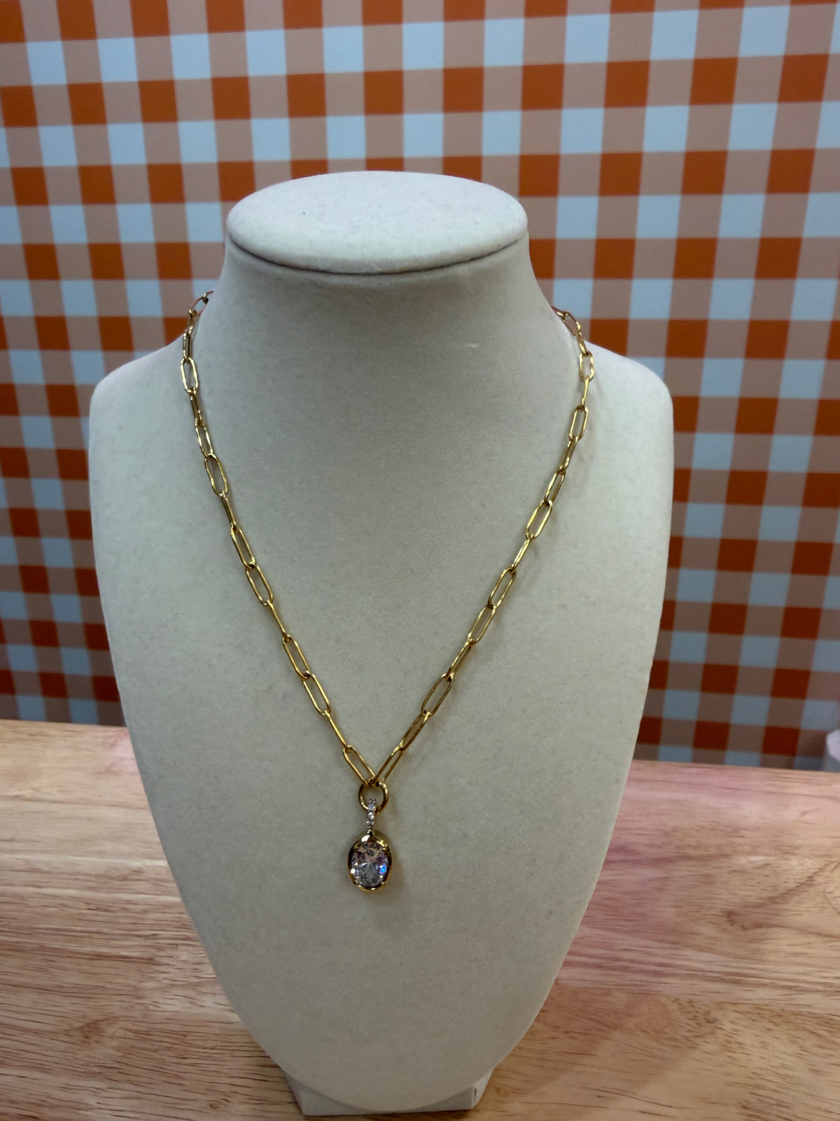 simple radiance necklace