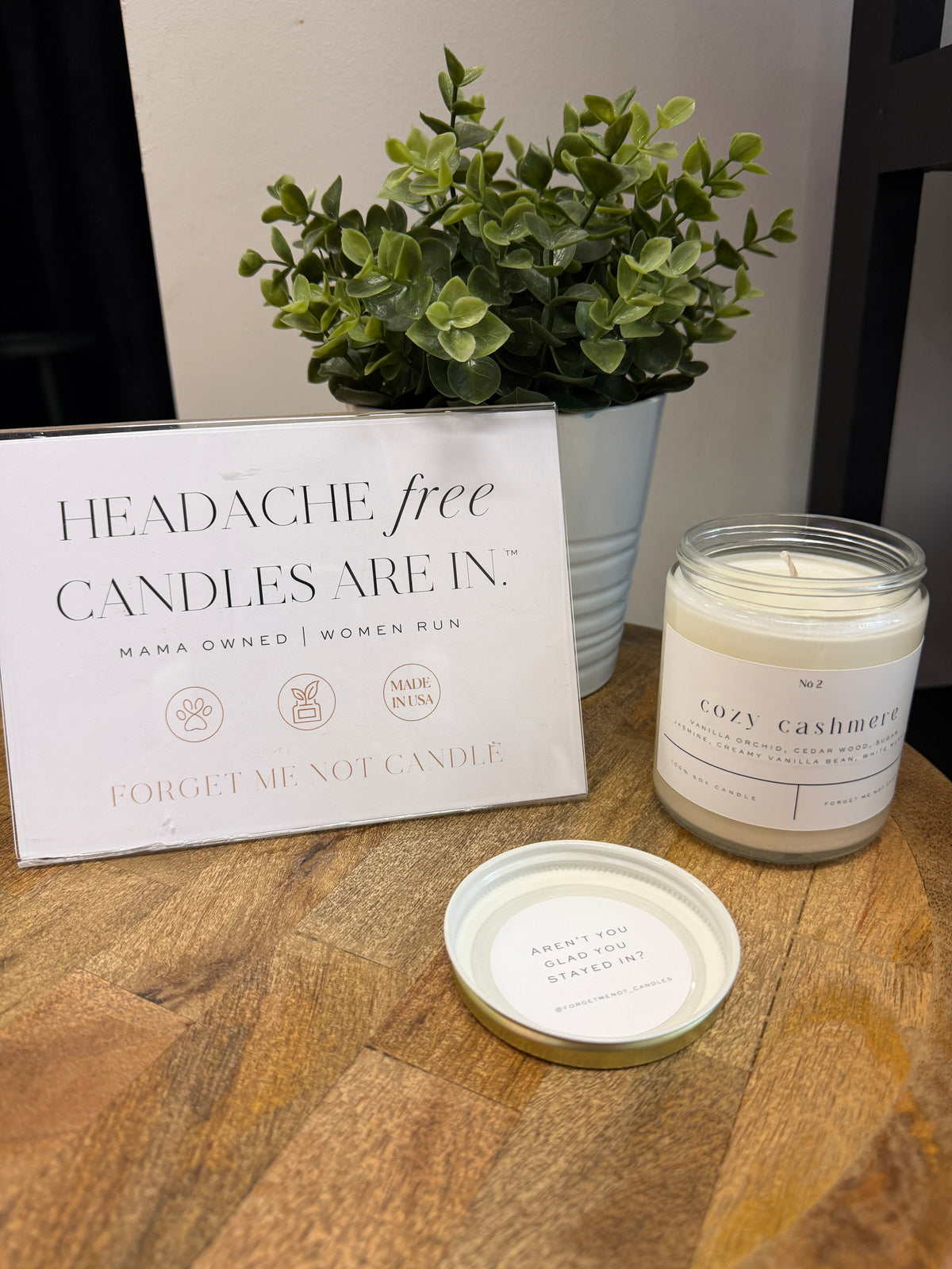 cozy cashmere 9 oz candle